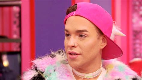 Ariel Versace discusses wig drama in RuPaul's Drag Race clip